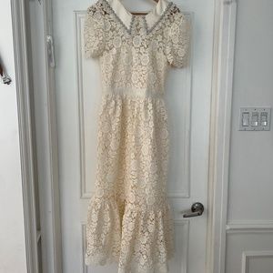 Self portrait size 4 cream